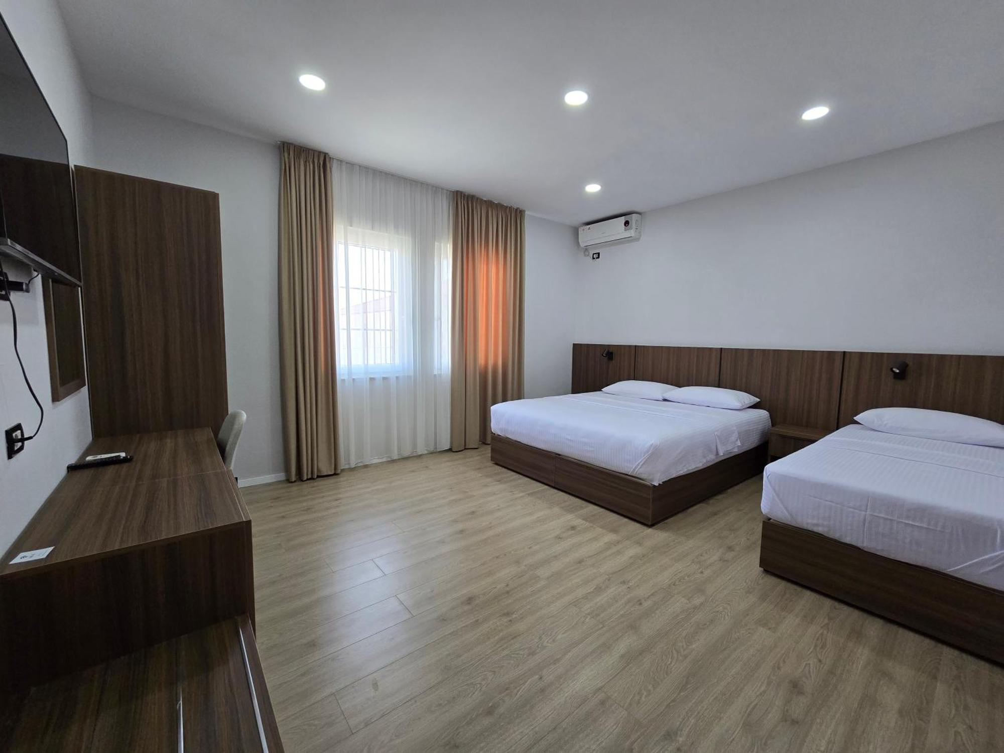 Hotel Aleks Шкодер Экстерьер фото